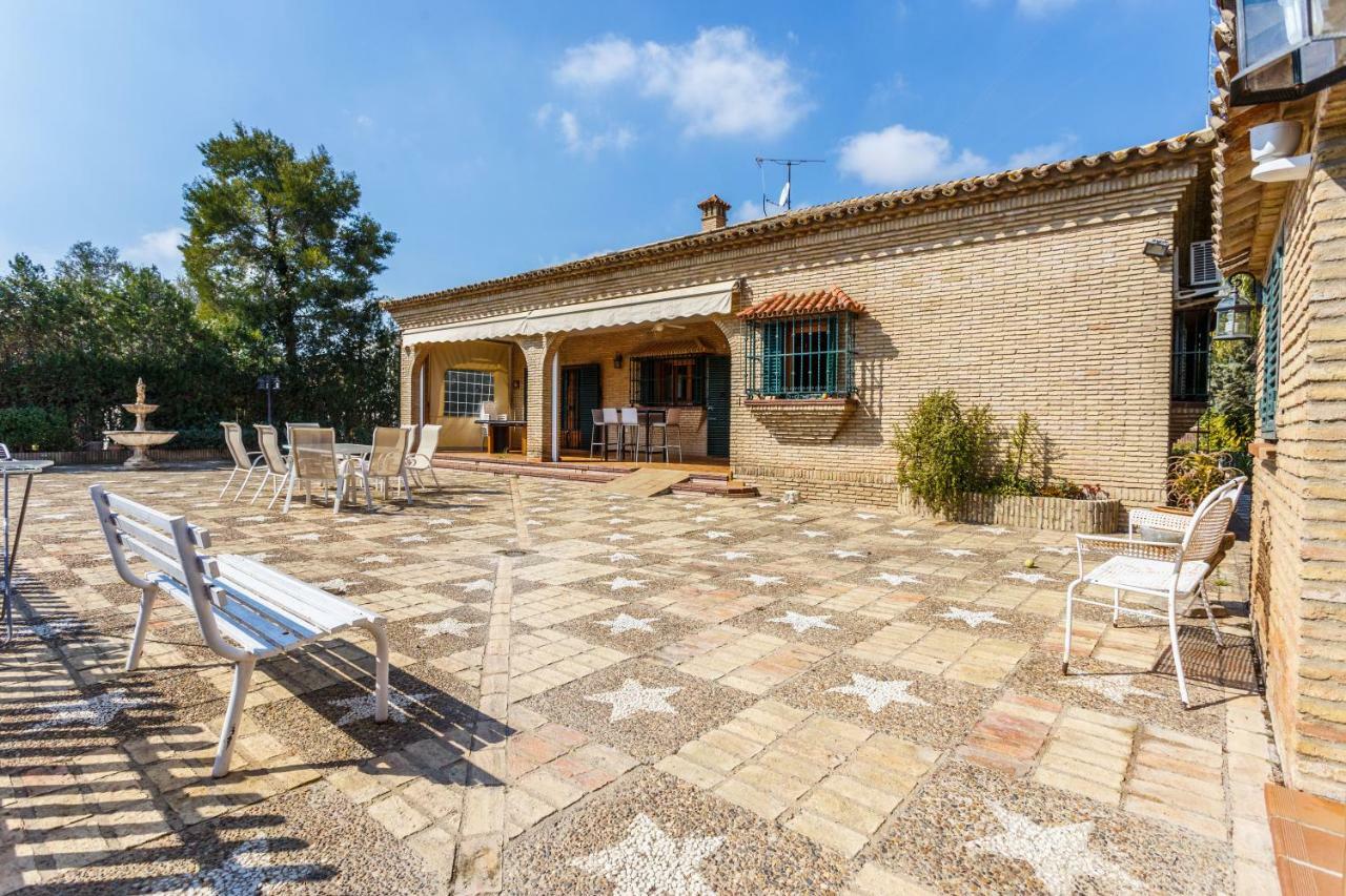 Divi Apartments Villa Reyes Mairena del Aljarafe Exterior foto