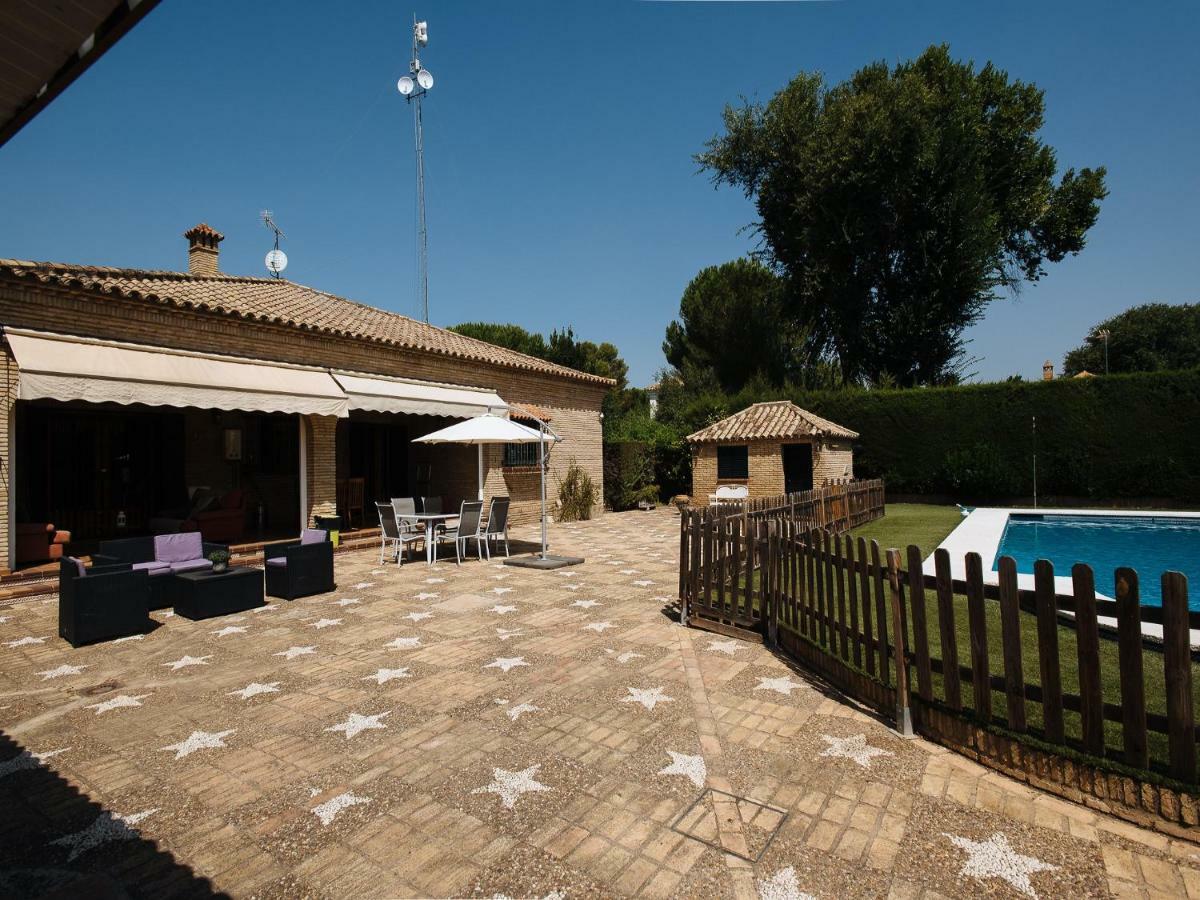 Divi Apartments Villa Reyes Mairena del Aljarafe Exterior foto